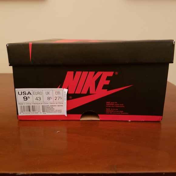 AIR JORDAN 1 "BANNED" - Picture 8 of 8